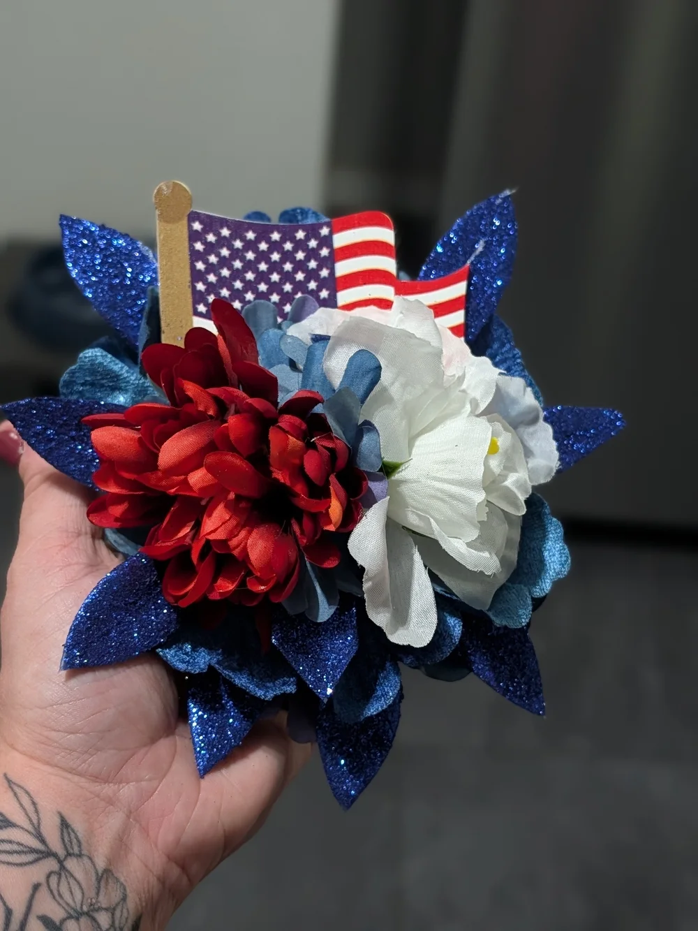 Patriotic Floral Hair Clip with Blue Glitter Leaves